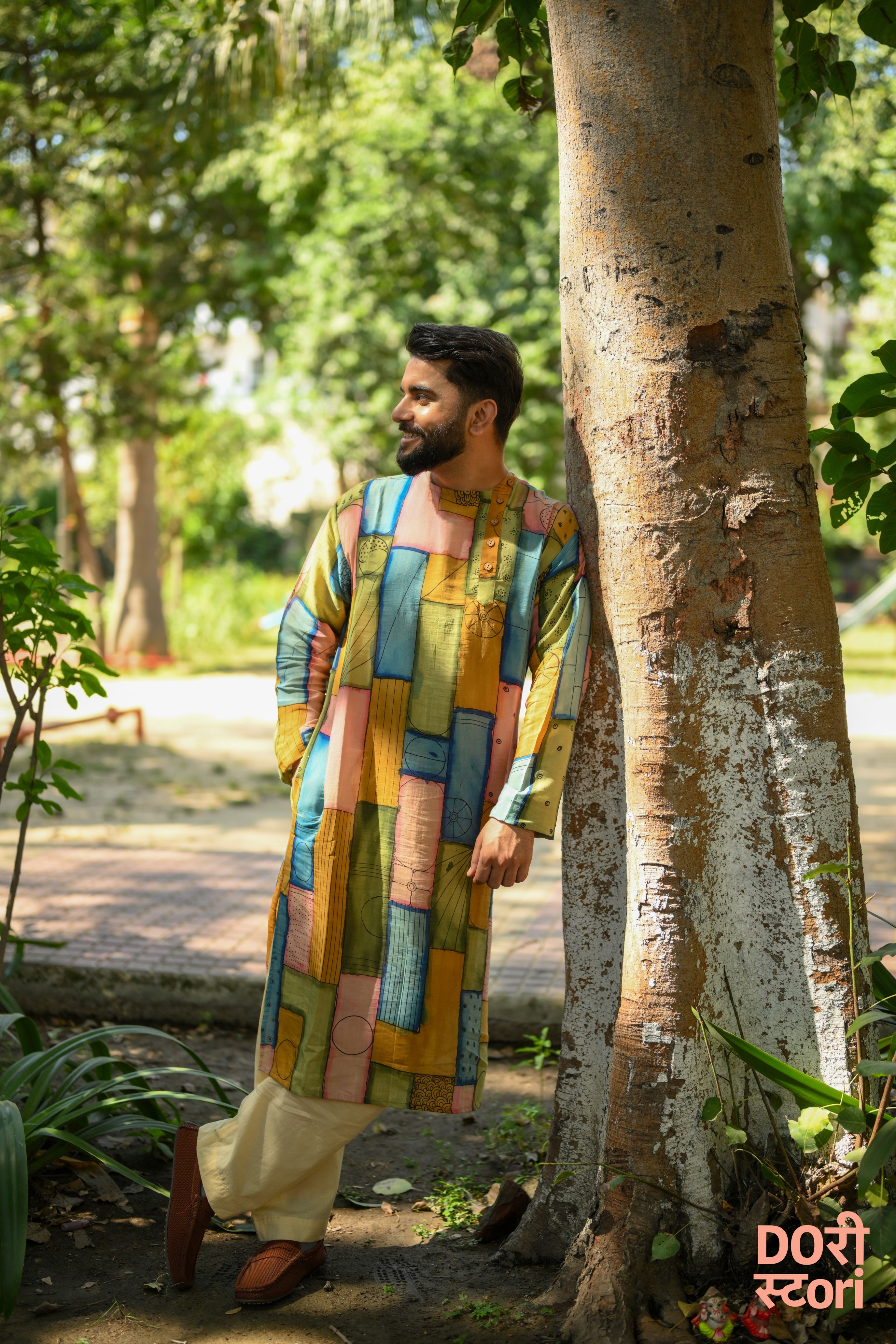 Samam: Threads in Balance