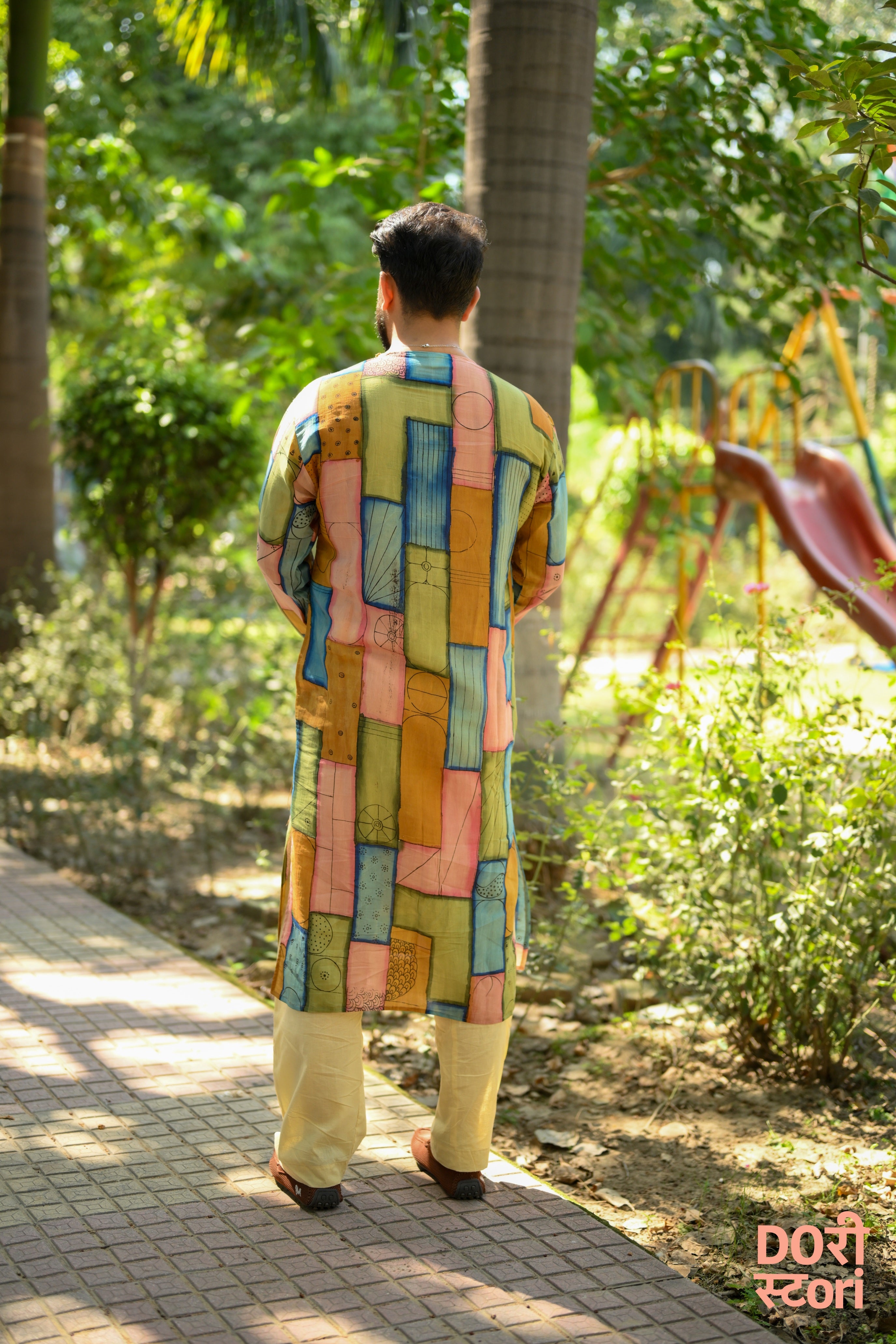 Samam: Threads in Balance