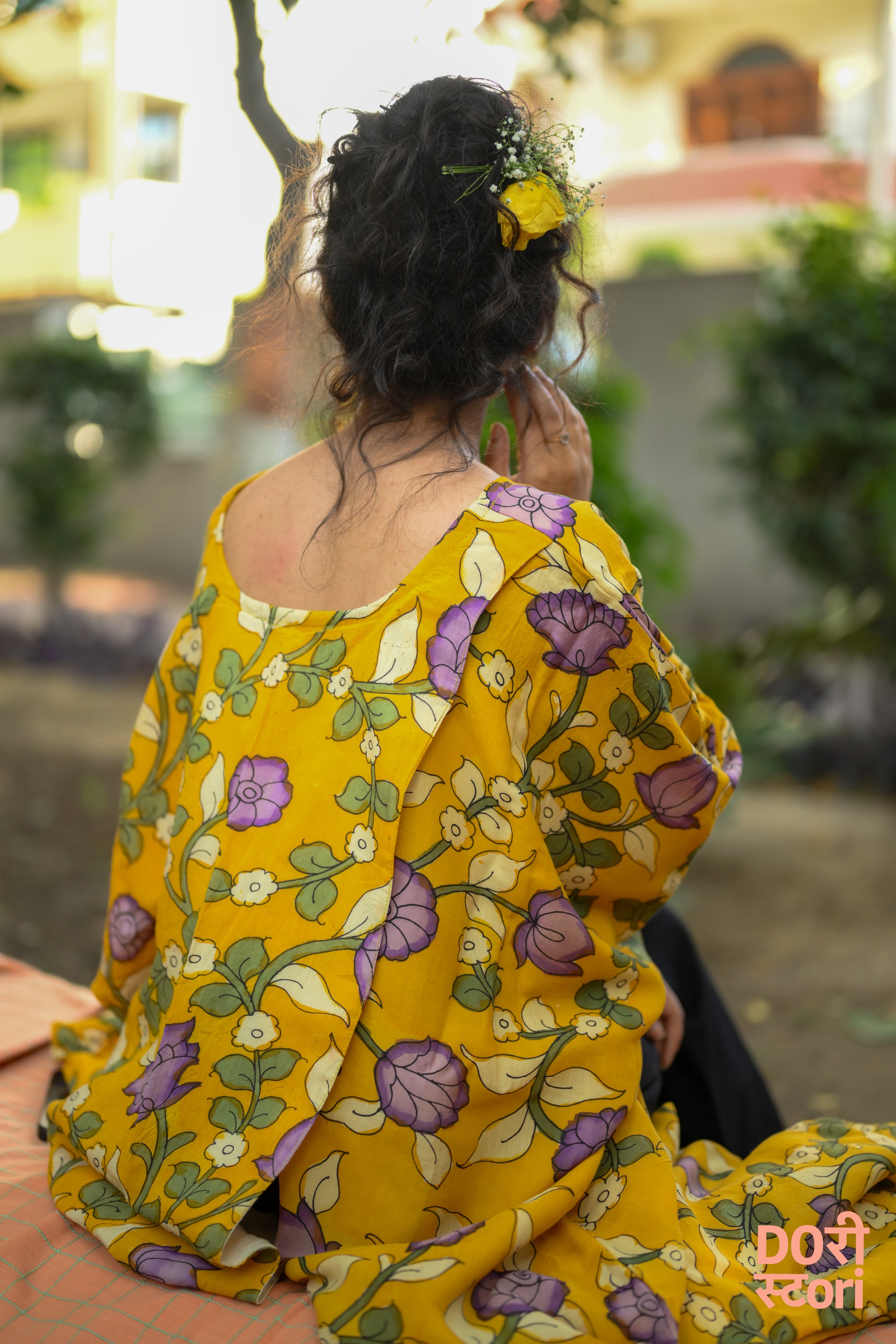 Pushpika Co-ord Set: A Dance of Tulips and Threads