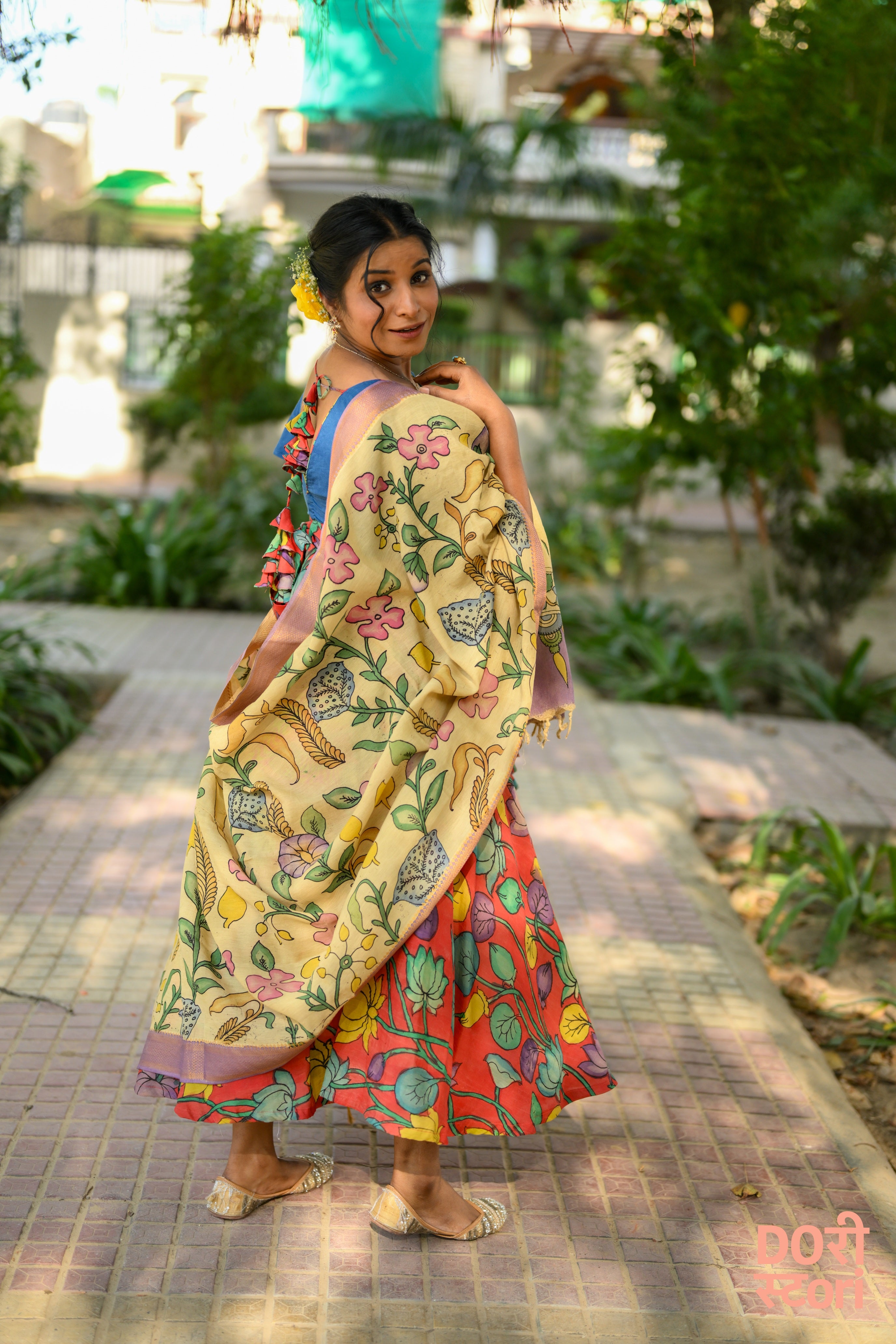 Navrang Leela Lehenga with Mrudu Pallavi Dupatta