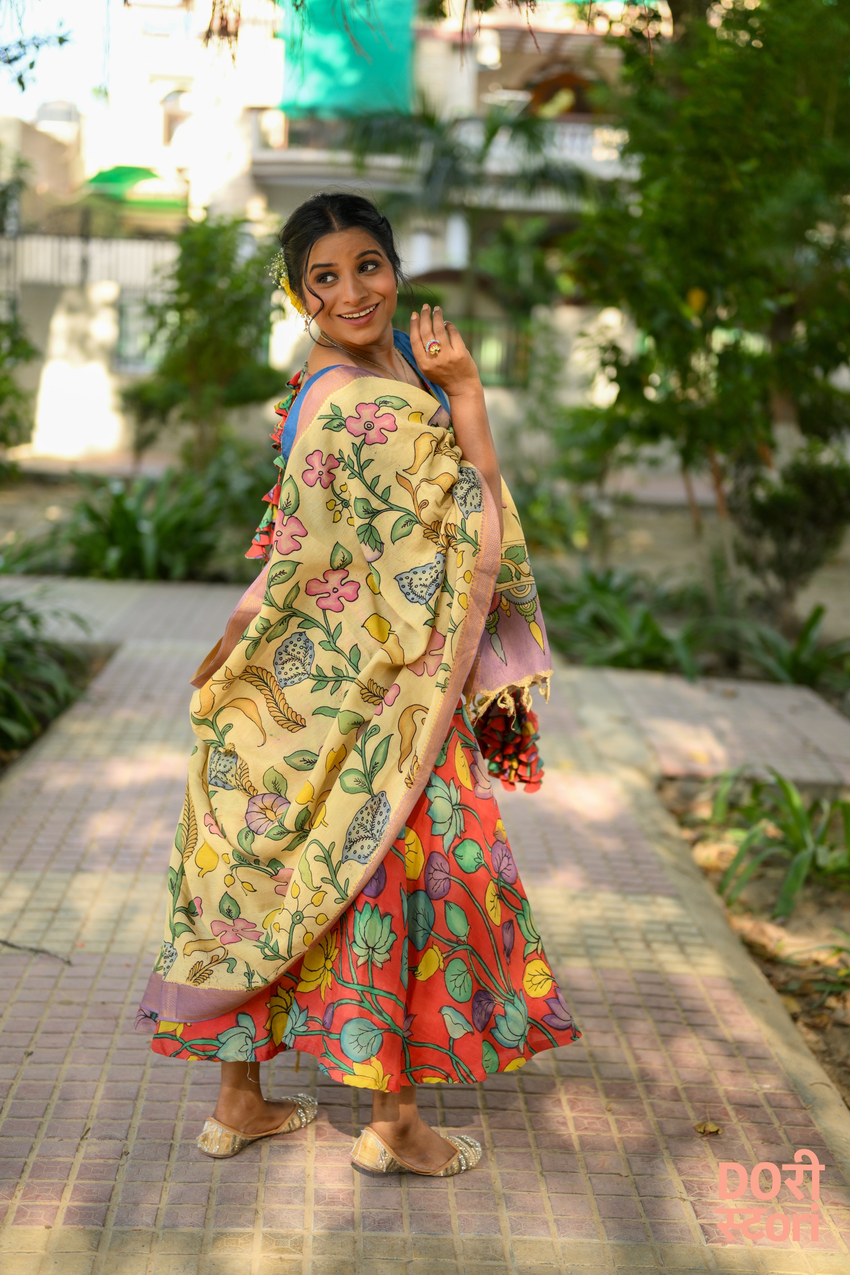 Navrang Leela Lehenga with Mrudu Pallavi Dupatta
