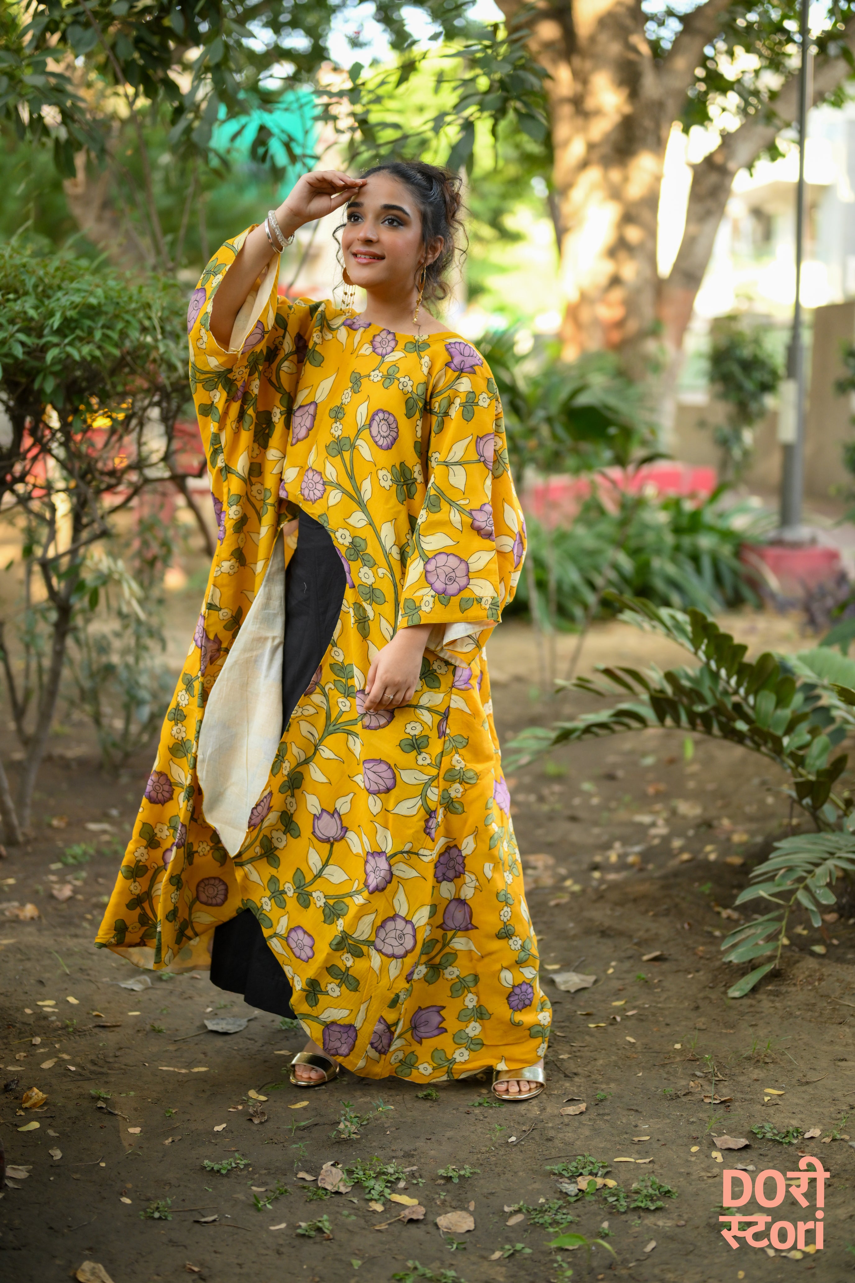 Pushpika Co-ord Set: A Dance of Tulips and Threads