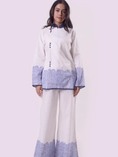 Japani Jalpari co-ordinated set featuring a Japani Jalpari" print in Safed and Neela colors